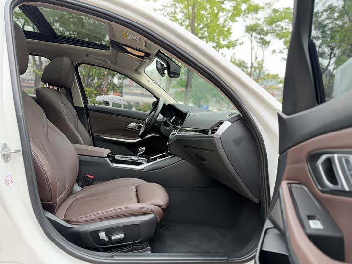 BMW 3 Series, 2022 — фото 9 из 9