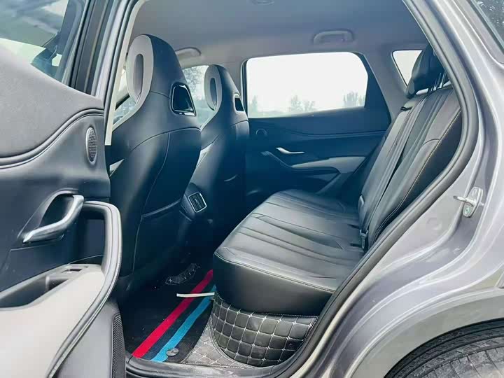 BYD Sea Lion 05 DM-i Hybrid, 2024 — фото 5 из 9