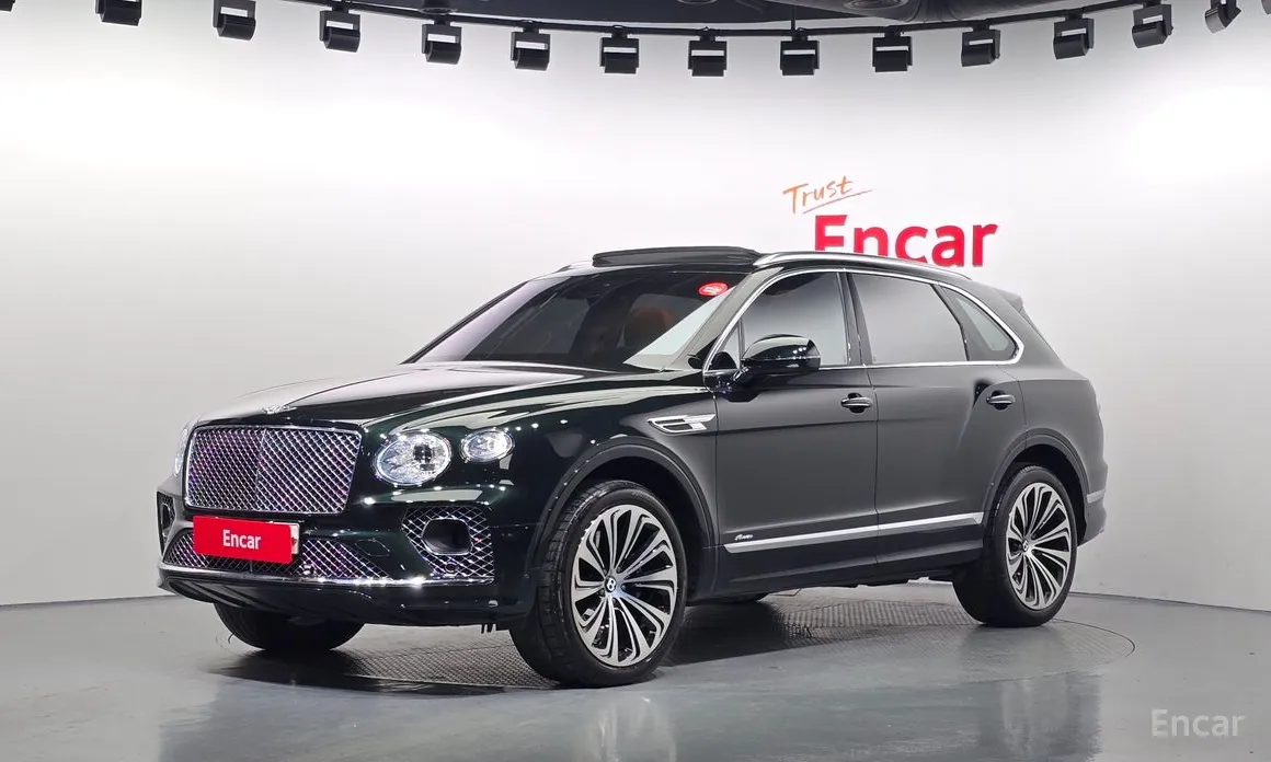 Bentley Bentayga, 2023 — купить в Тамбове под ключ