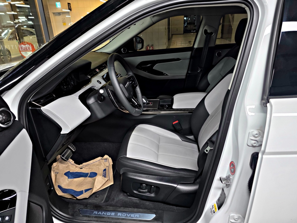 Land Rover Range Rover Evoque, 2024 — фото 9 из 12