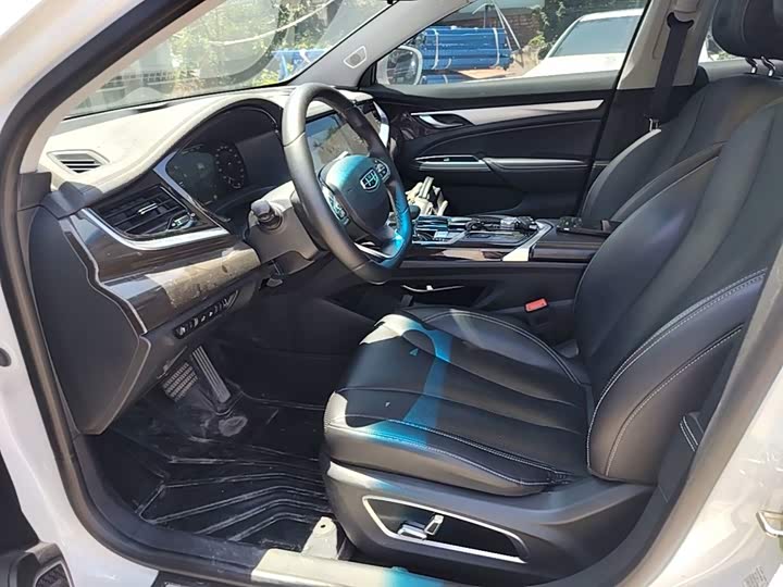 Geely Emgrand GT, 2021 — фото 8 из 9