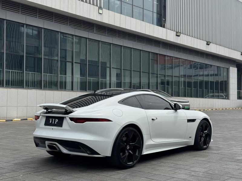 Jaguar F-Type, 2023 — фото 6 из 12