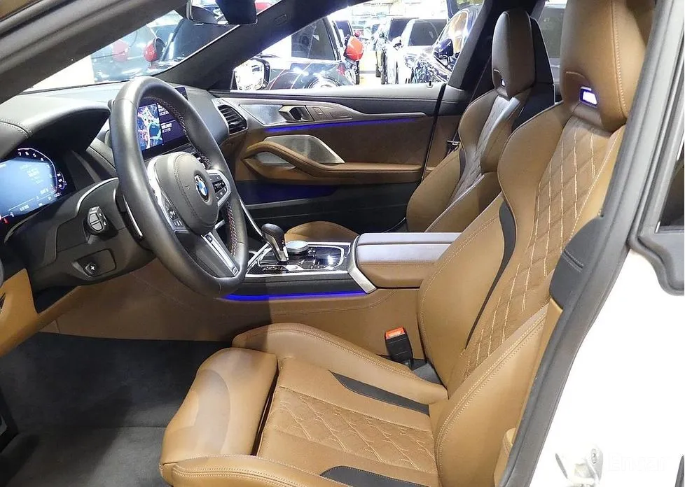 BMW M8, 2025 — фото 10 из 12