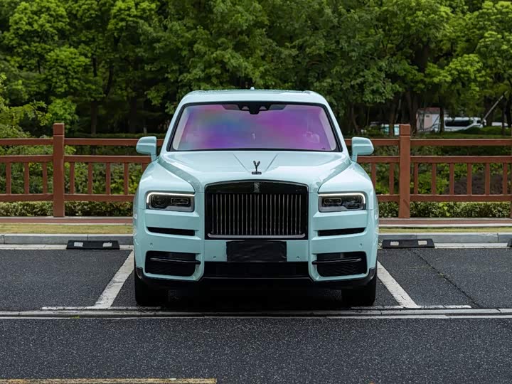 Rolls-Royce Cullinan, 2022 — фото 2 из 9