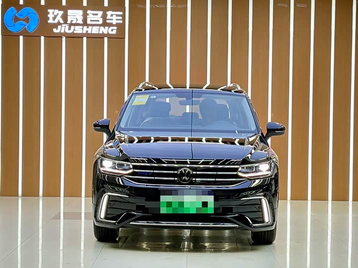 Volkswagen Tiguan L Hybrid, 2025 — фото 2 из 9