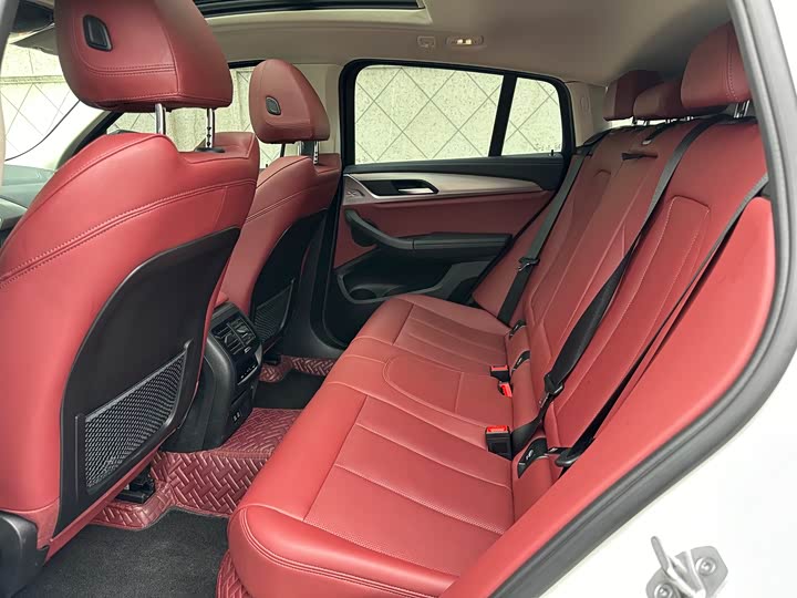 BMW X4, 2021 — фото 8 из 9