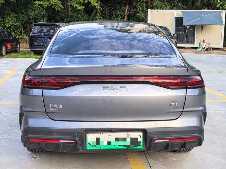 BYD Qin L, 2024 — фото 8 из 9