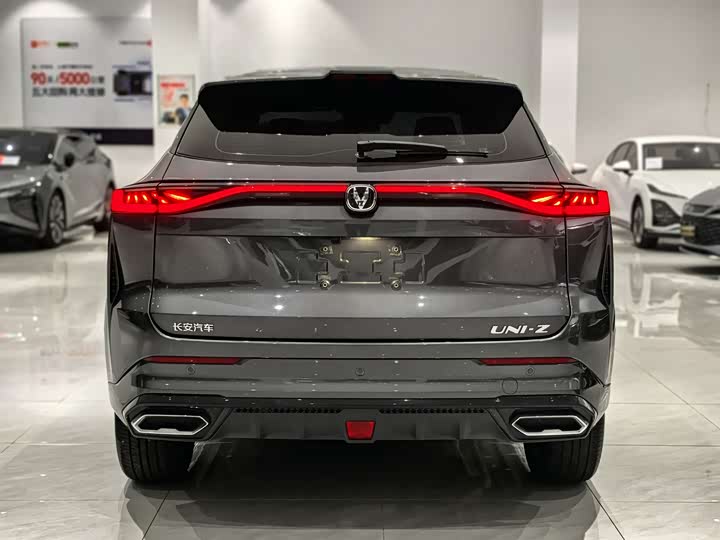 Changan UNI-Z Hybrid, 2024 — фото 5 из 9