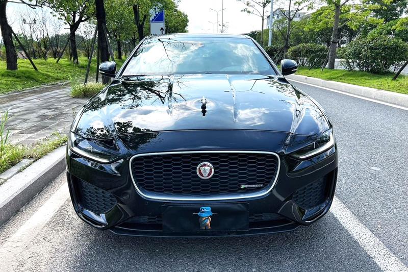 Jaguar XE L, 2023 — фото 2 из 9