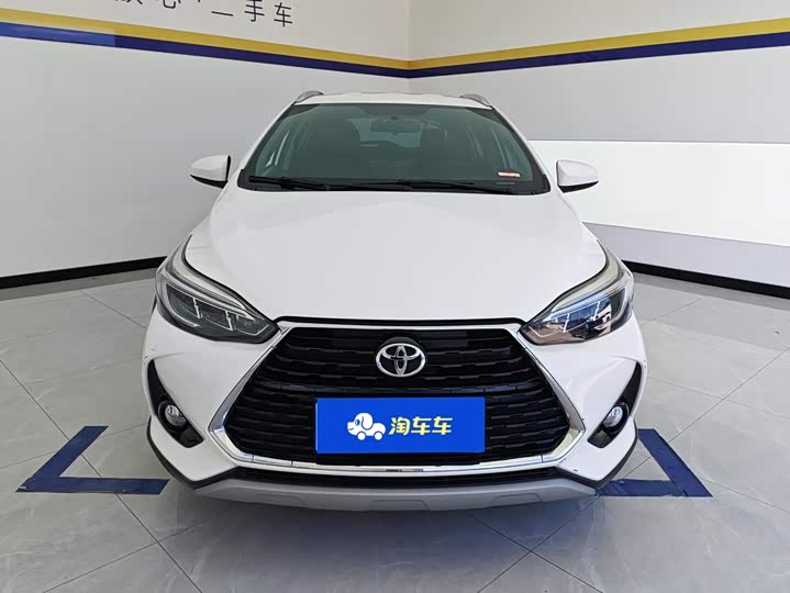 Toyota Yaris L Hatchback, 2021 — фото 2 из 9