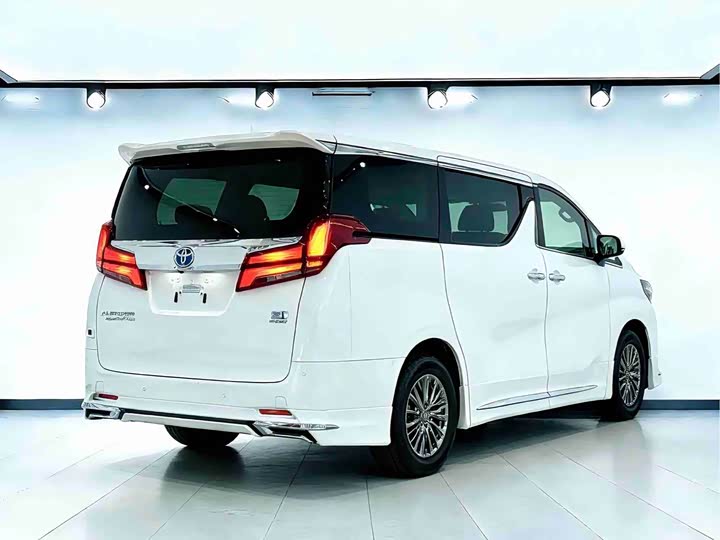 Toyota Alphard, 2022 — фото 4 из 9