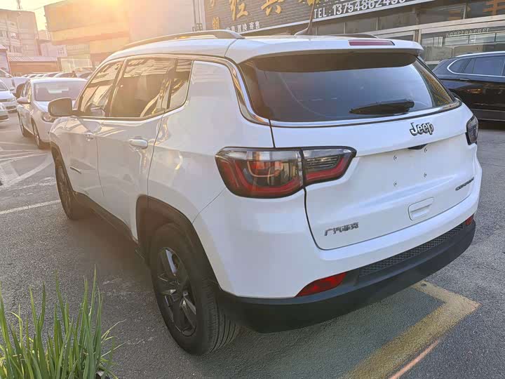 Jeep Compass, 2022 — фото 7 из 9