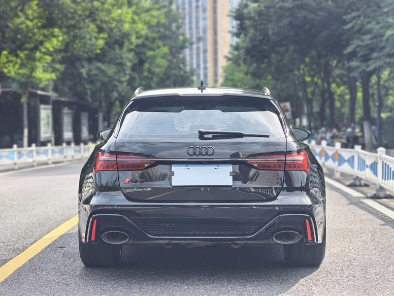 Audi RS 6, 2023 — фото 5 из 9