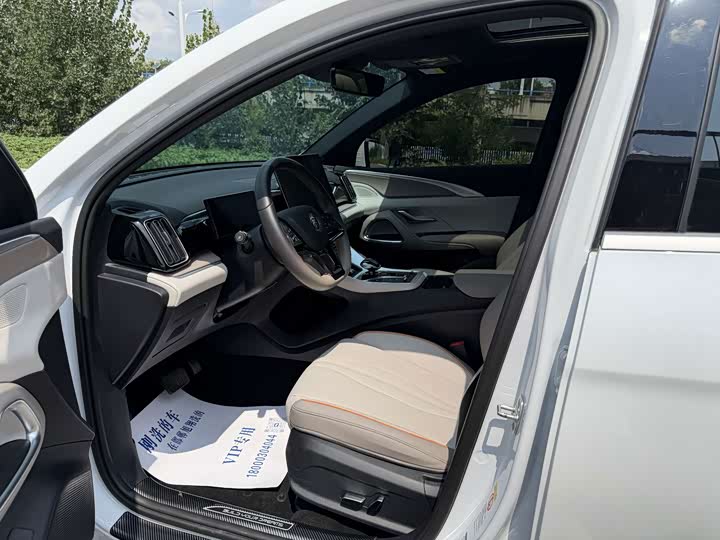 BYD Song Pro Hybrid, 2025 — фото 4 из 9