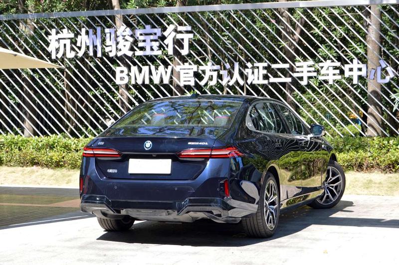 BMW i5, 2025 — фото 5 из 12