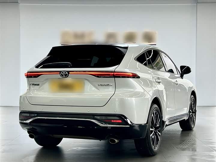 Toyota Venza, 2022 — фото 6 из 9