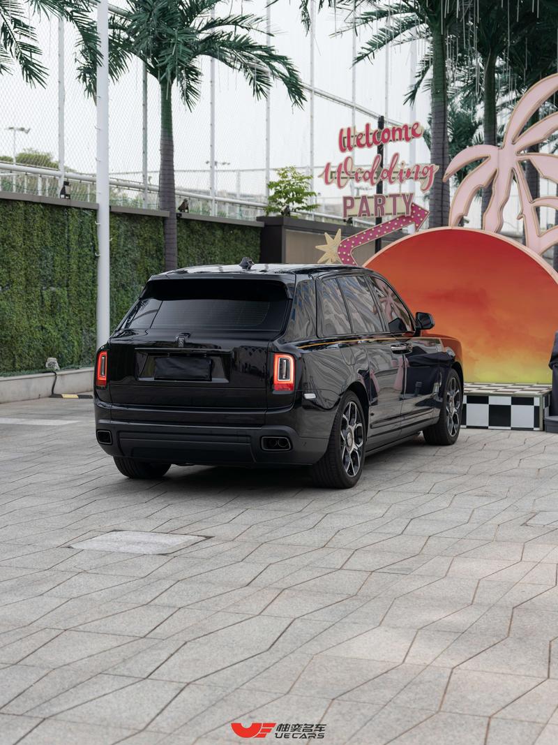 Rolls-Royce Cullinan, 2023 — фото 7 из 12