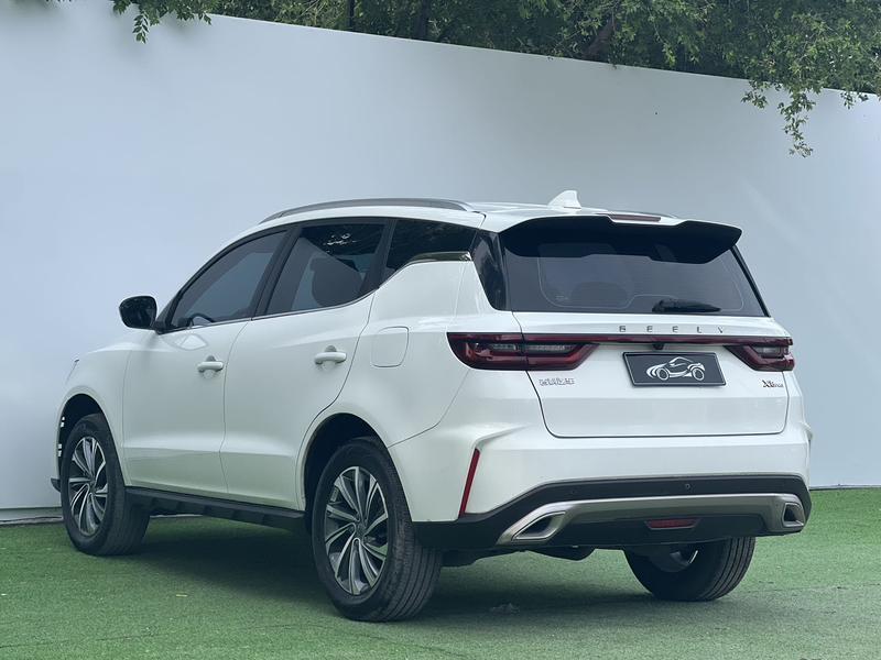 Geely Vision X6, 2021 — фото 4 из 10