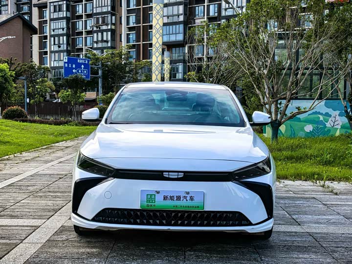 Geely Geometry G6, 2023 — фото 2 из 9