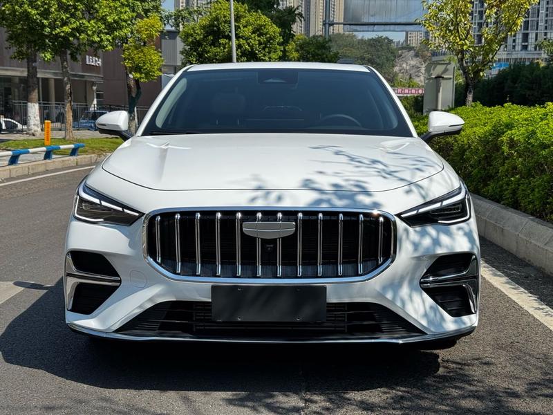 Geely Emgrand, 2025 — фото 2 из 12