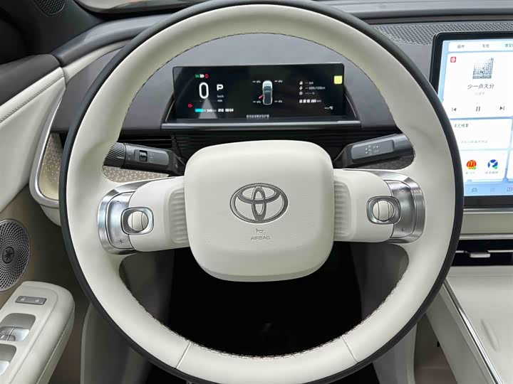 Toyota bZ3X, 2026 — фото 3 из 9