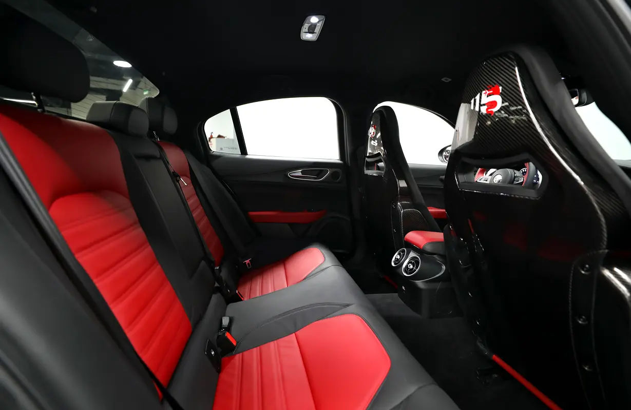 Alfa Romeo Giulia, 2025 — фото 10 из 10