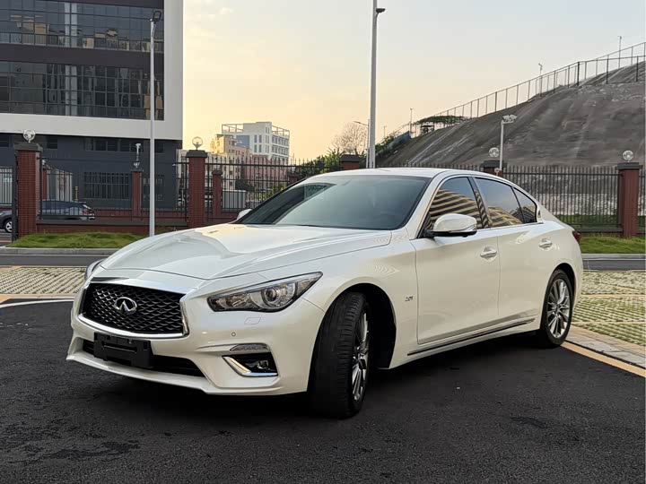 Infiniti Q50L, 2022 — купить в Саранске под ключ