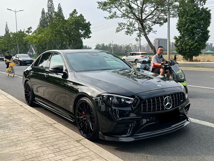 Mercedes-Benz E-Class AMG, 2022 — фото 2 из 3