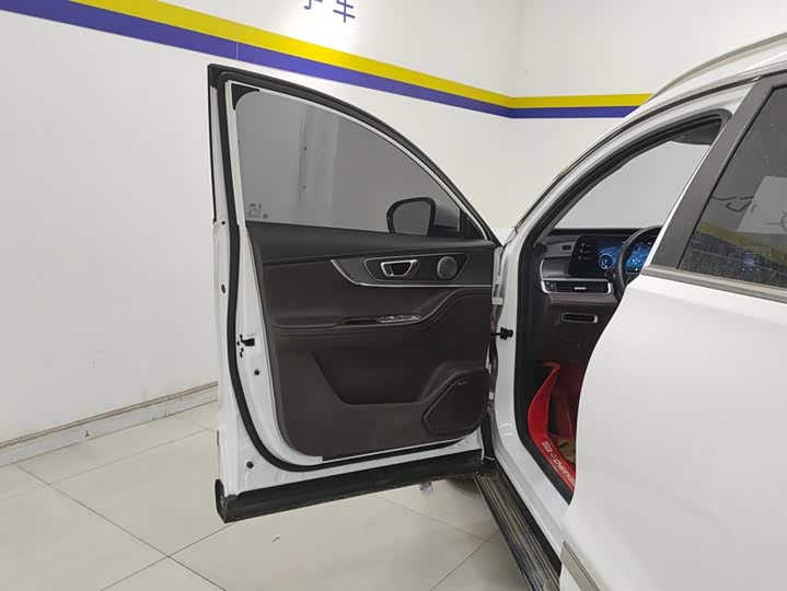 Chery Tiggo 8 Pro, 2022 — фото 7 из 9