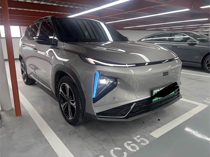 Geely Galaxy L7, 2024 — фото 3 из 9