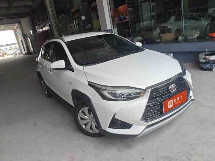 Toyota Yaris L Hatchback, 2022 — фото 4 из 9