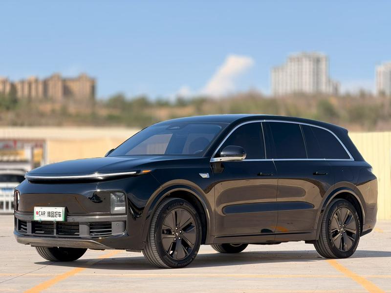 LiXiang L8, 2024 — купить в Тольятти под ключ