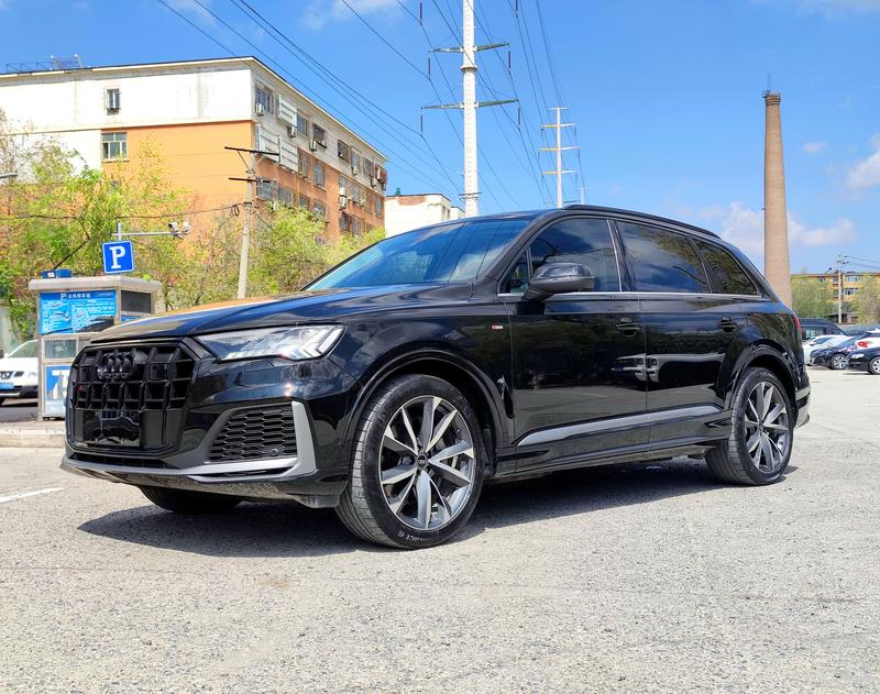 Audi Q7, 2023 — купить в Перми под ключ