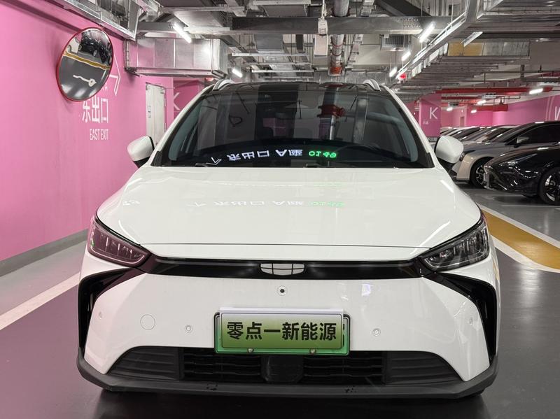 Geely Geometry M6, 2023 — фото 2 из 12