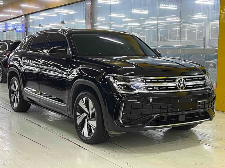 Volkswagen Teramont X, 2023 — фото 3 из 9