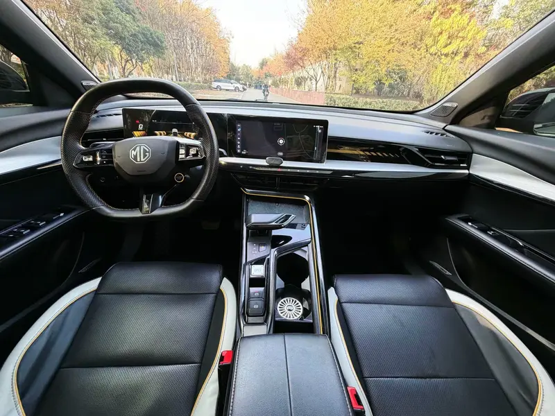 MG Motor 5 Scorpio, 2023 — фото 8 из 12