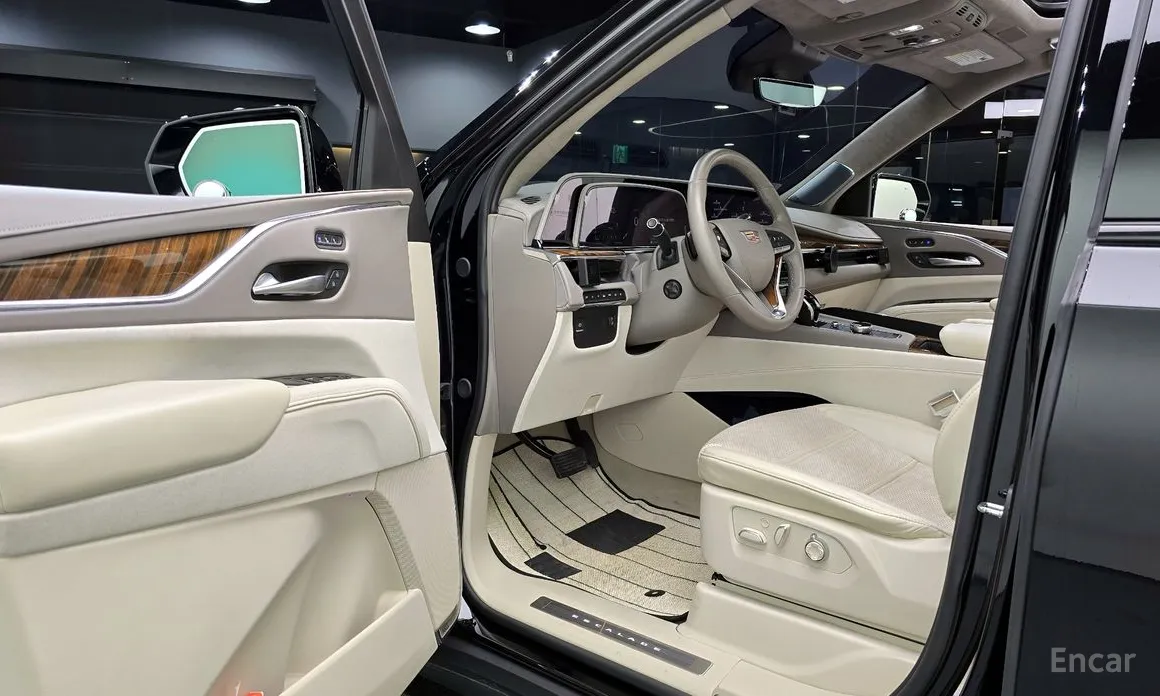 Cadillac Escalade, 2024 — фото 10 из 12