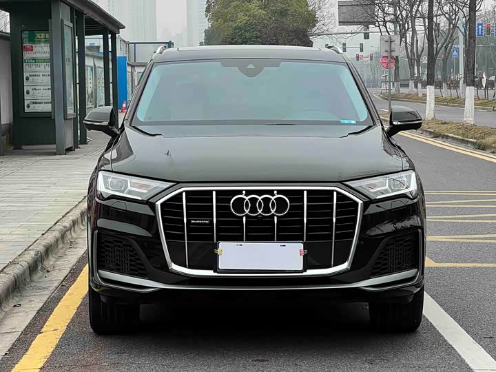 Audi Q7, 2023 — фото 2 из 9