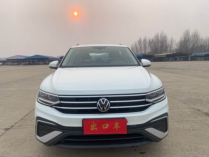Volkswagen Tiguan L Pro, 2022 — фото 2 из 9