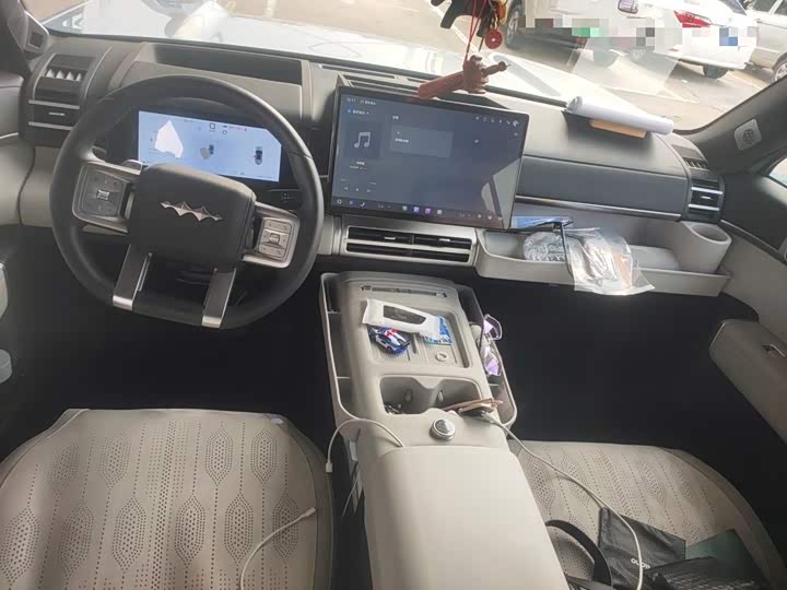 BYD FangChengBao Titanium 7 (Tai 7), 2025 — фото 5 из 9