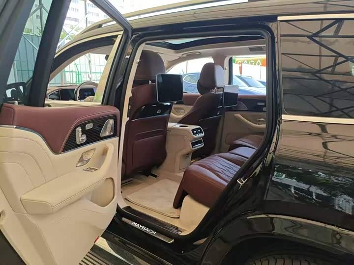 Mercedes-Benz Maybach GLS, 2025 — фото 5 из 7