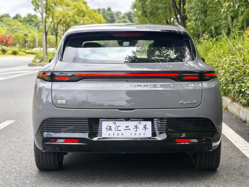 Leapmotor Lafa5, 2025 — фото 4 из 9
