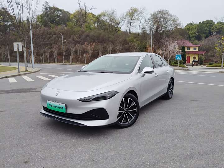 Roewe D7, 2024 — купить в Владимире под ключ