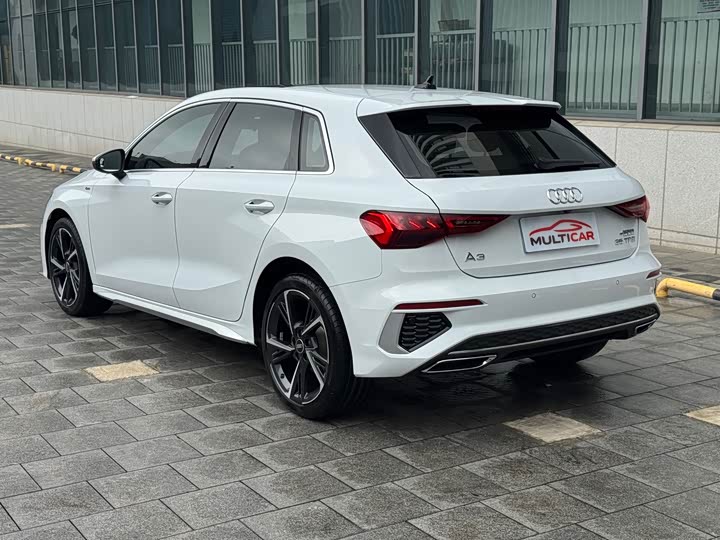 Audi A3, 2022 — фото 7 из 9