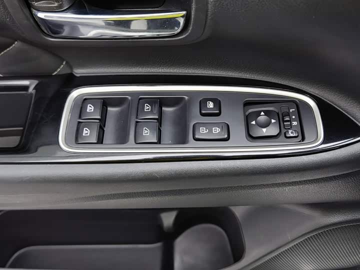 Mitsubishi Outlander, 2021 — фото 9 из 9
