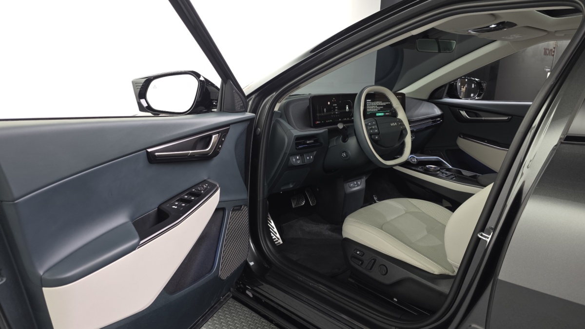 Kia EV6, 2025 — фото 10 из 12