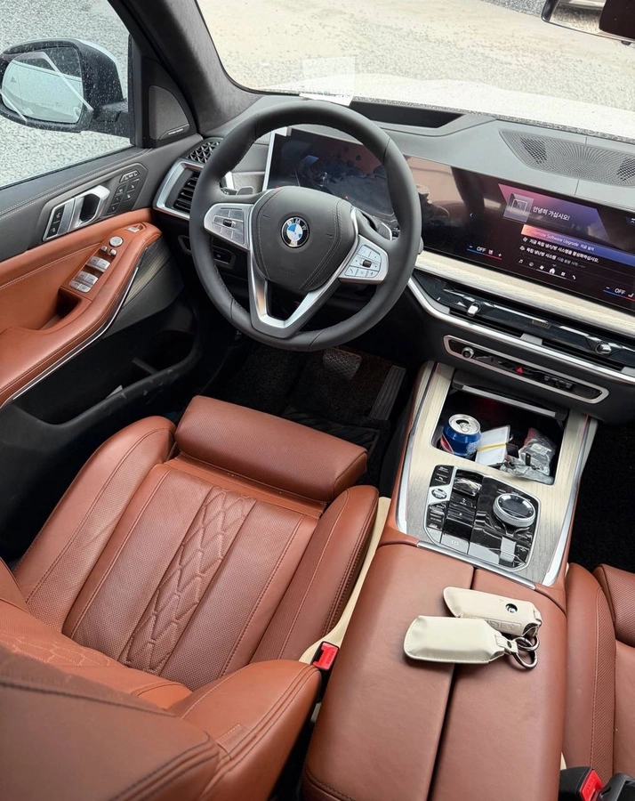 BMW X7, 2025 — фото 5 из 10
