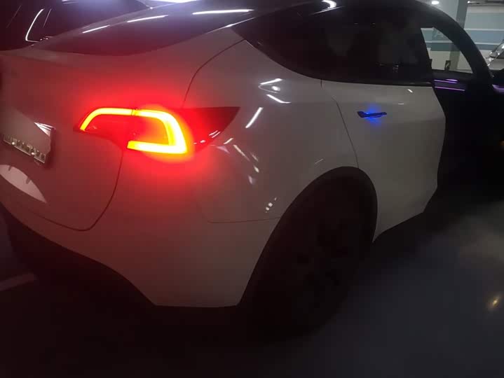 Tesla Model Y, 2024 — фото 3 из 9