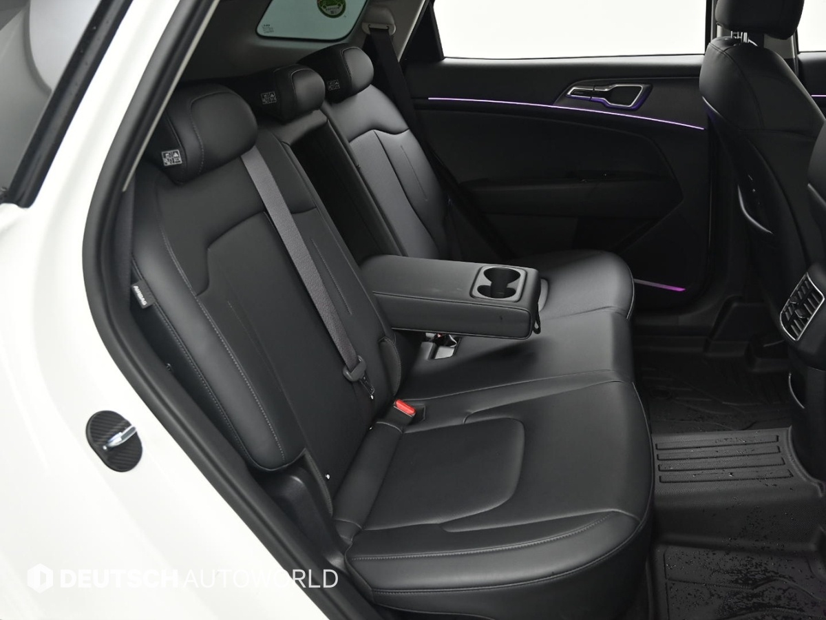 Kia Sportage, 2023 — фото 11 из 12