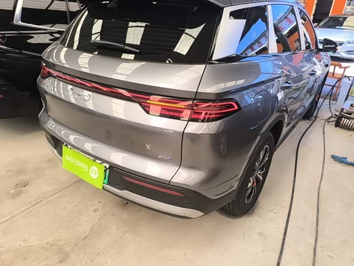 BYD Song Pro Hybrid, 2025 — фото 8 из 9